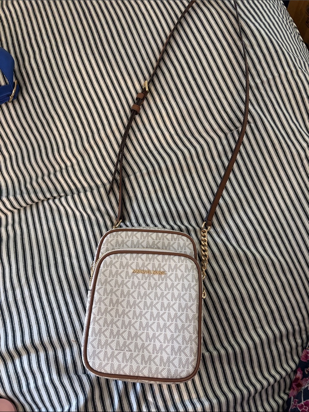 Michael Kors White and Brown Signature Crossbody